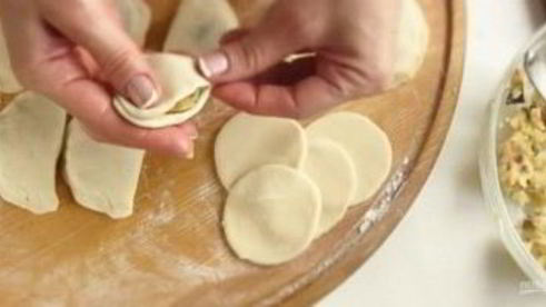 быстрые маленькие пирожки с картошкой