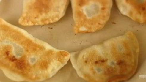 быстрые маленькие пирожки с картошкой
