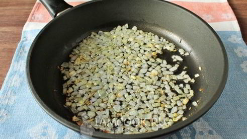 быстрые пирожки с капустой