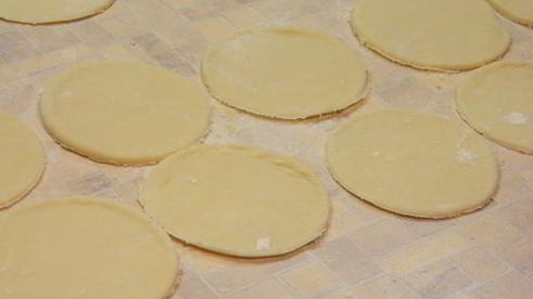 пирожки грибные бомбочки