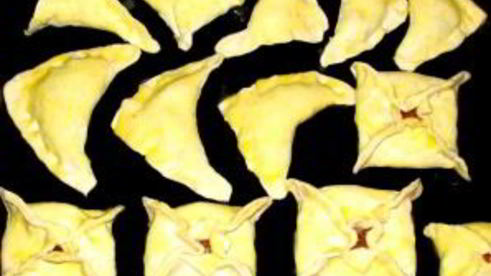 пирожки из слоеного теста с фаршем