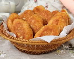 Пирожки на молоке жареные