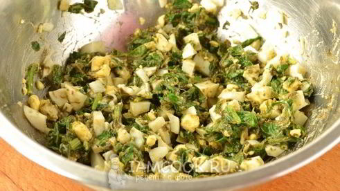 пирожки с черемшой и яйцом