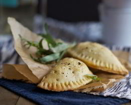 Пирожки с куриной начинкой