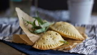 Пирожки с куриной начинкой