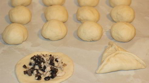 пирожки с курицей и грибами