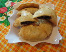 Пирожки с начинкой из куриных сердечек