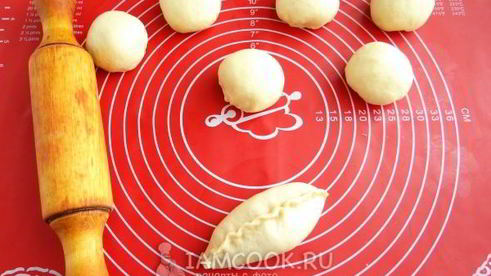 пирожки с солеными грибами