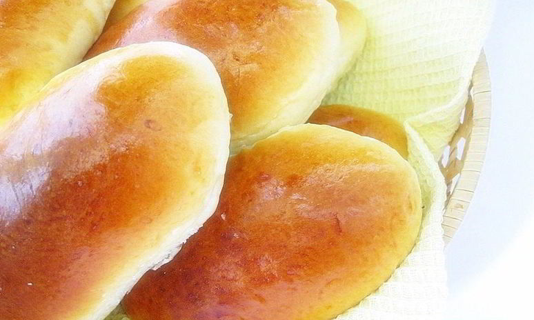 Рецепт пирожков с вишней на молоке