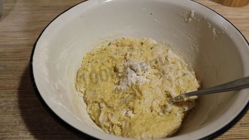 пирожки с земляникой в духовке