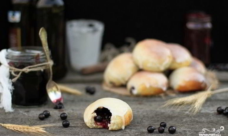 Рецепт пирожков со смородиной