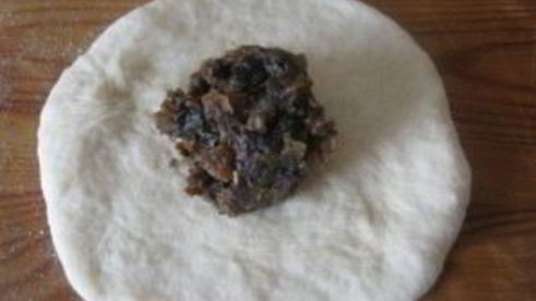 постные пирожки с сухофруктами