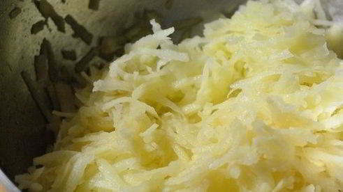 русские ржаные пирожки с картофелем