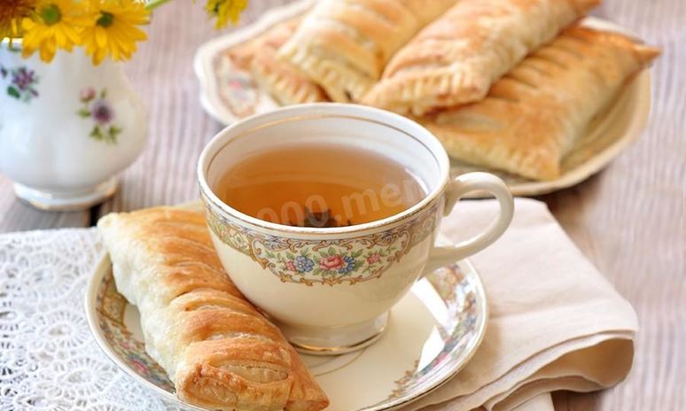 Рецепт слоеных пирожков с курицей