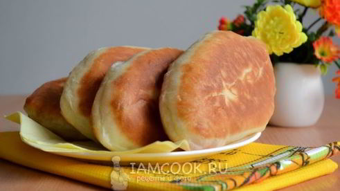 жареные пирожки из теста на кефире и соде