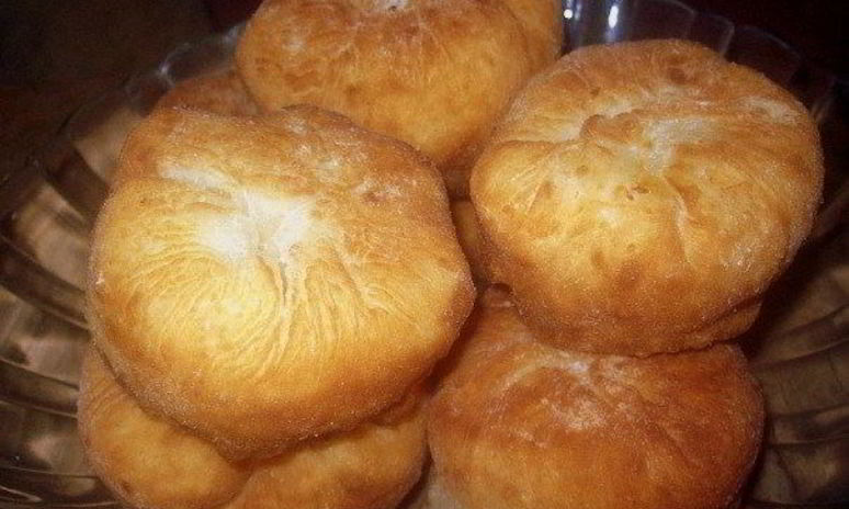 Рецепт жареных пирожков на сыворотке с повидлом