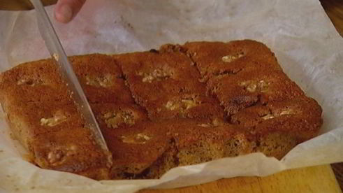 апельсиновые брауни с грецкими орехами