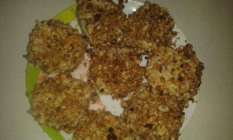 Рецепт бисквитных пирожных ежиков со сгущенным молоком