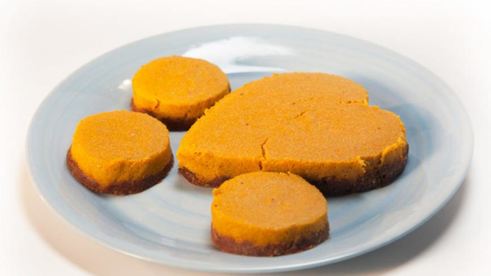 пирожное с тыквой и бананом