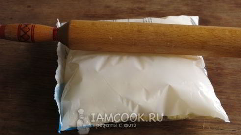 пирожное цыплята с кукурузными палочками