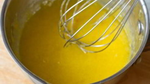 пирожные макарон с лимонным курдом