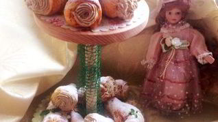 Пирожные Трубочки с халвой