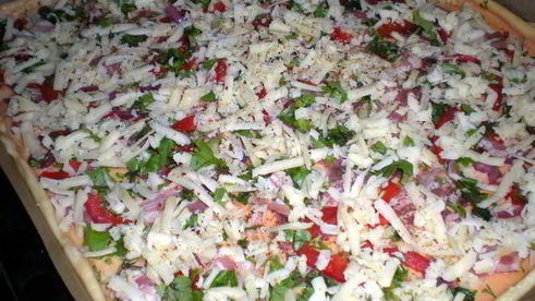 пицца и пирожок