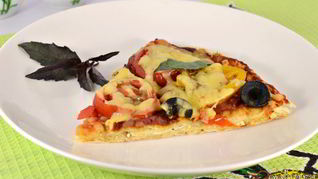 Пицца из лаваша с сыровяленой колбасой