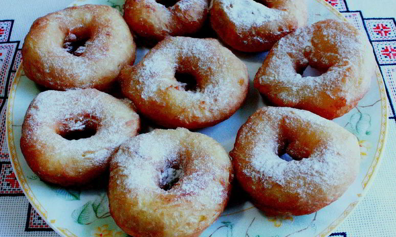 Рецепт быстрых пончиков на кефире