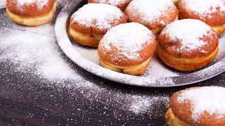 Быстрые пончики с йогуртом