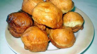 Пончики домашние на кефире с медом Батумские