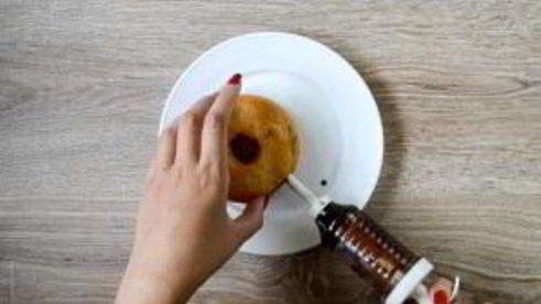 пончики во фритюре с шоколадом