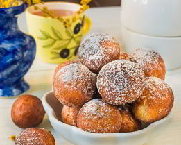 Простые пончики на сгущенке