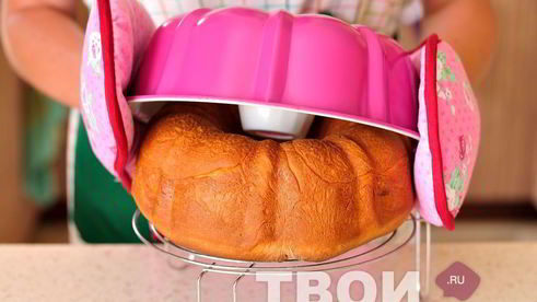 потица, словенский ореховый рулет