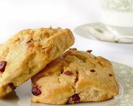 Мексиканские фисташковые пряники с вишней