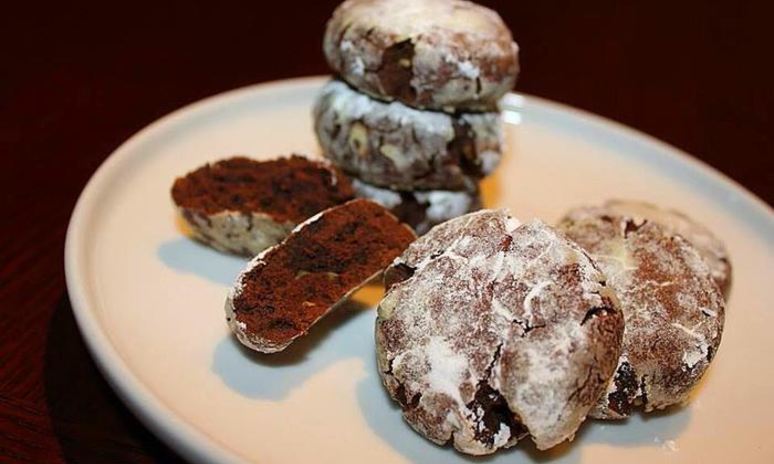 Рецепт шоколадных пряников с трещинками