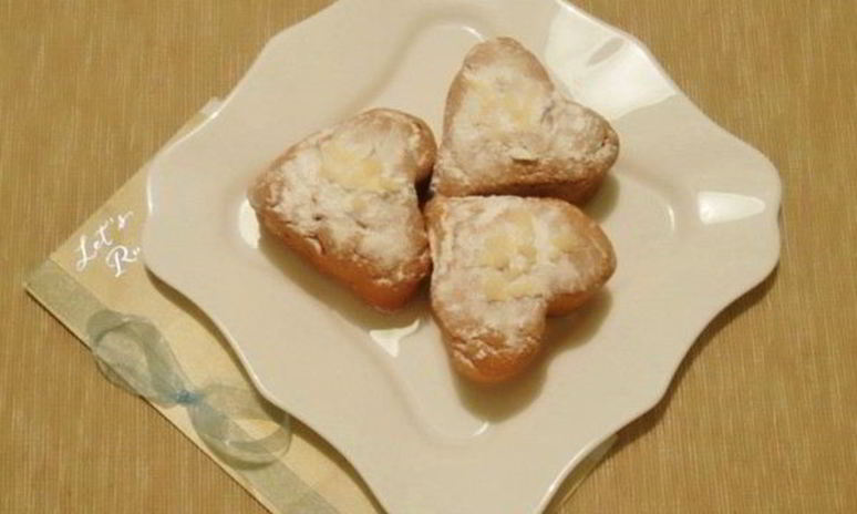 Рецепт заварных пряников на сметане с медом и смородиновой начинкой