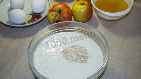 диетическая шарлотка из геркулеса с яблоками