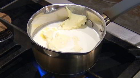 хитрая грушевая шарлотка с ежевикой