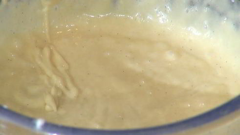 хитрая грушевая шарлотка с ежевикой