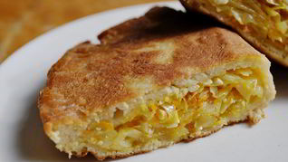 Пирог Шарлотка с капустой
