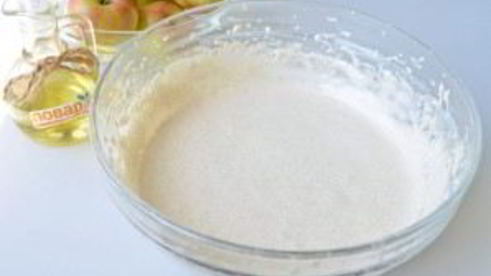 ржаная шарлотка с яблоками