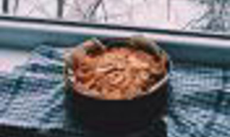 Рецепт шарлотки классической с коньяком