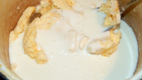 шарлотка на кефире в мультиварке