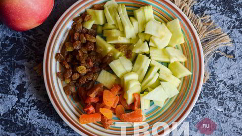 шарлотка на кефире