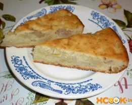 Шарлотка с грушами