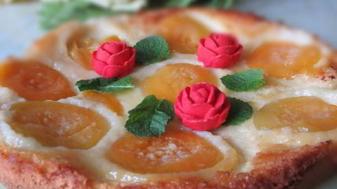 шарлотка с персиками