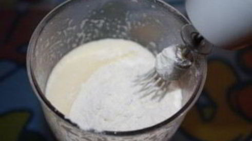 шарлотка с яблоками без масла