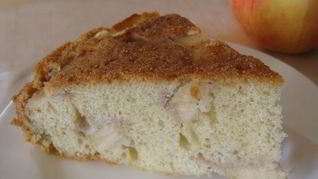 Шарлотка с яблоками классическая