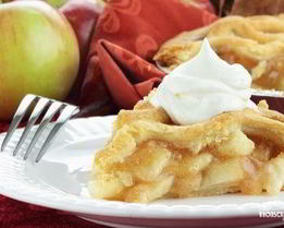 Шарлотка с яблоками на сметане